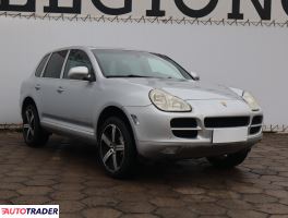 Porsche Cayenne 2004 4.5 335 KM