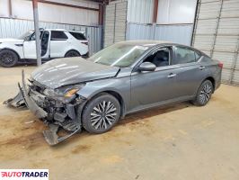 Nissan Altima - zobacz ofertę