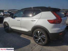 Volvo XC40 2022 2