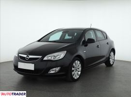 Opel Astra 2011 1.4 138 KM