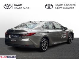 Toyota Camry 2024 2.5 231 KM