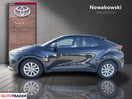 Toyota C-HR 2024 1.8 140 KM