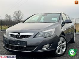 Opel Astra - zobacz ofertę
