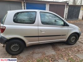 Toyota Yaris 2001 1.0 50 KM