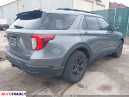 Ford Explorer 2022 2
