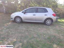 Toyota Auris 2008 1.4 90 KM