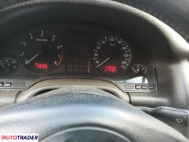 Audi A8 1997 3.7 230 KM