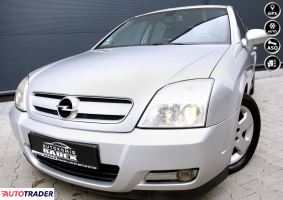 Opel Signum 2003 1.8 122 KM