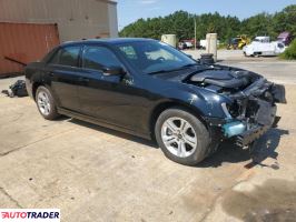 Chrysler 300C 2022 3