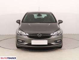 Opel Astra 2017 1.4 123 KM