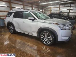 Nissan Pathfinder 2024 3