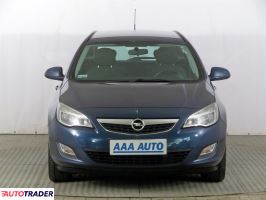 Opel Astra 2011 1.7 108 KM Opel Astra 2011 1.7 108 KM