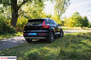 Volvo XC40 2020 2.0 246 KM