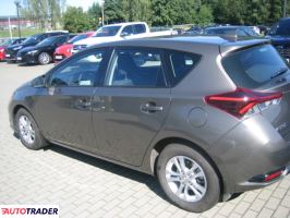Toyota Auris 2017 1.3 99 KM Toyota Auris 2017 1.3 99 KM