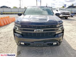 Chevrolet Silverado 2021 3