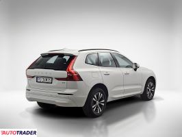 Volvo XC60 2021 2.0 197 KM