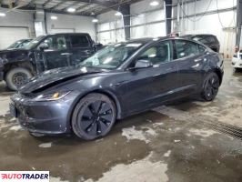 Tesla Model 3 - zobacz ofertę
