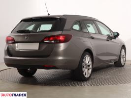 Opel Astra 2017 1.4 147 KM