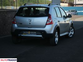 Dacia Sandero Stepway 2010 1.6 87 KM