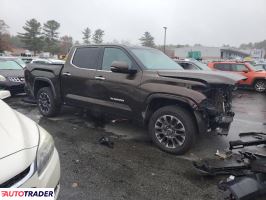 Toyota Tundra 2022 3