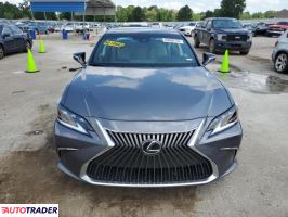 Lexus ES 2019 3