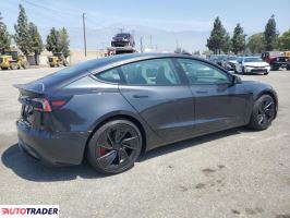 Tesla Model 3 2025