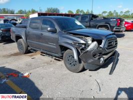 Toyota Tacoma 2021 3
