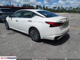 Nissan Altima 2025 2