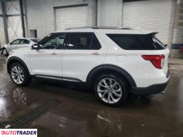 Ford Explorer 2022 3