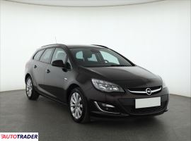 Opel Astra 2013 1.4 138 KM