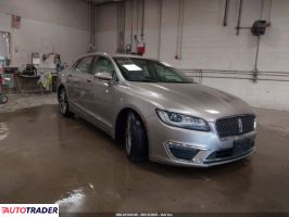 Lincoln MKZ - zobacz ofertę