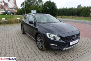 Volvo V60 Cross Country 2017 2.0 190 KM