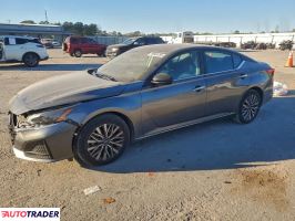 Nissan Altima - zobacz ofertę