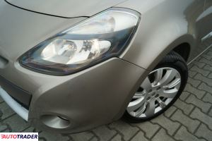 Renault Clio 2009 1.1 101 KM