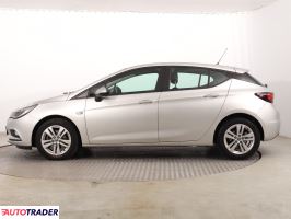Opel Astra 2018 1.4 147 KM