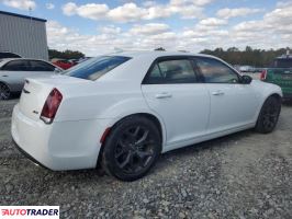 Chrysler 300C 2021 3