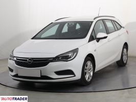 Opel Astra 2018 1.4 123 KM