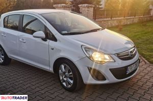 Opel Corsa 2012 1.2 85 KM