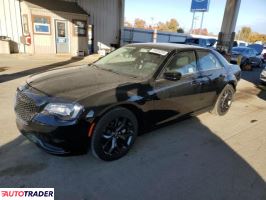 Chrysler 300C 2023 3