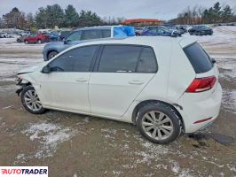 Volkswagen Golf 2021 1