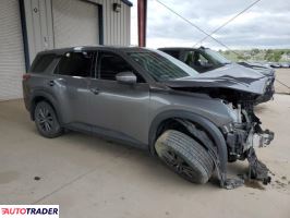 Nissan Pathfinder 2022 3