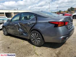 Nissan Altima 2025 2