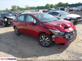 Nissan Versa - zobacz ofertę