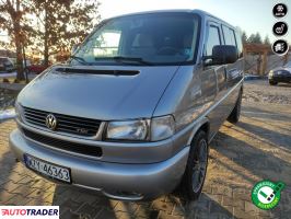 Volkswagen Caravelle 1999 2.5 102 KM