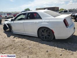 Chrysler 300C 2021 5