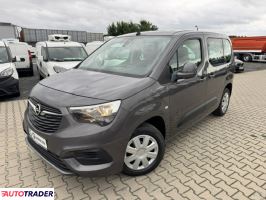 Opel Combo 2018 1.2 110 KM