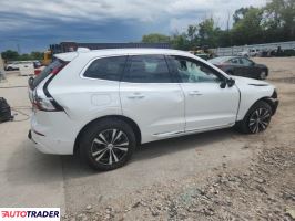Volvo XC60 2022 2
