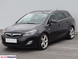 Opel Astra 2011 1.6 177 KM