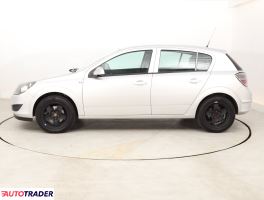 Opel Astra 2012 1.6 113 KM