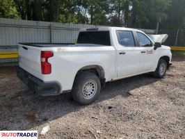 Chevrolet Silverado 2021 4